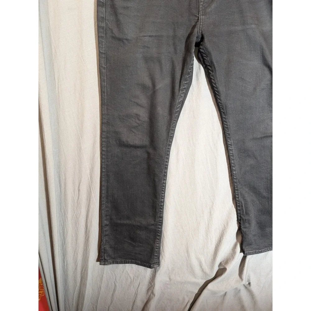 True Religion Mens Jeans Dark Wash Straight Leg Size 36 Pakistan Made‎